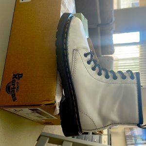 Dr. Martens - AirWair, girls size 1 US